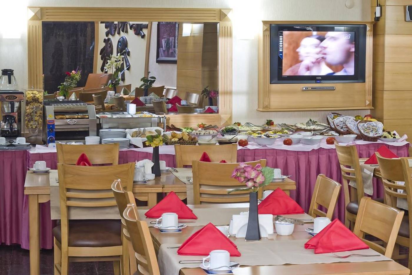 Park-Star-Hotel-Taksim-Restaurant-8