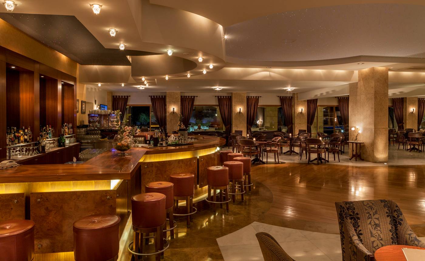 Neptune-Hotels---Resort--Convention-Centre---Spa-Lobby-52