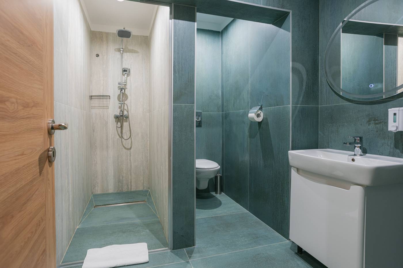 Fera-Serbia-Beograd-Room-6