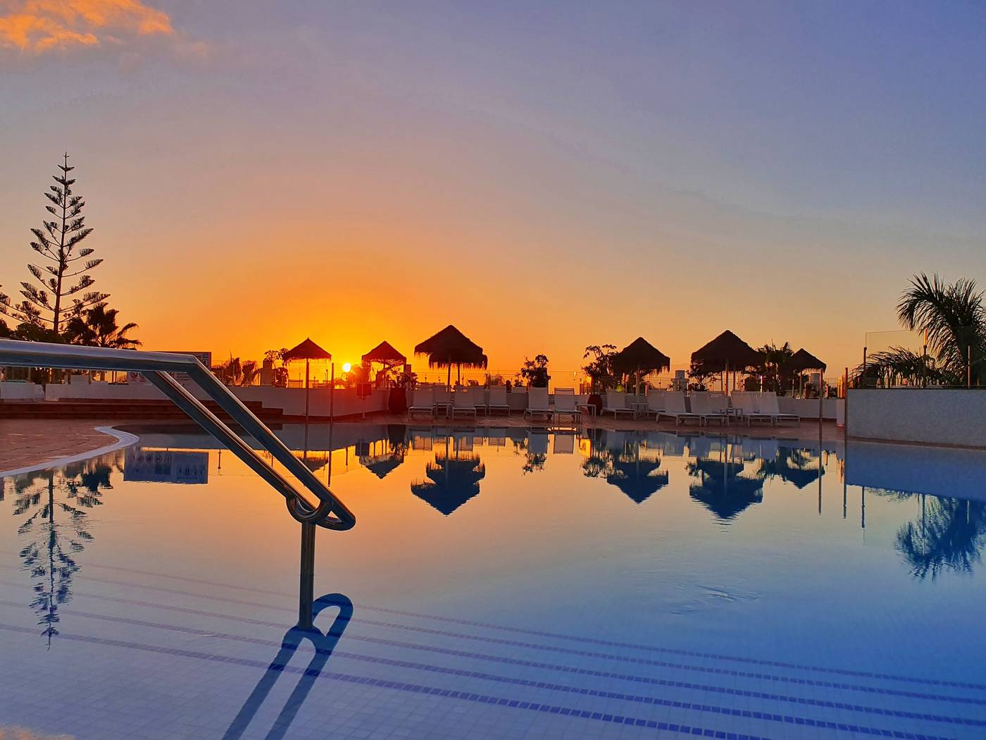 Flamingo-Beach-Mate-Pool-12