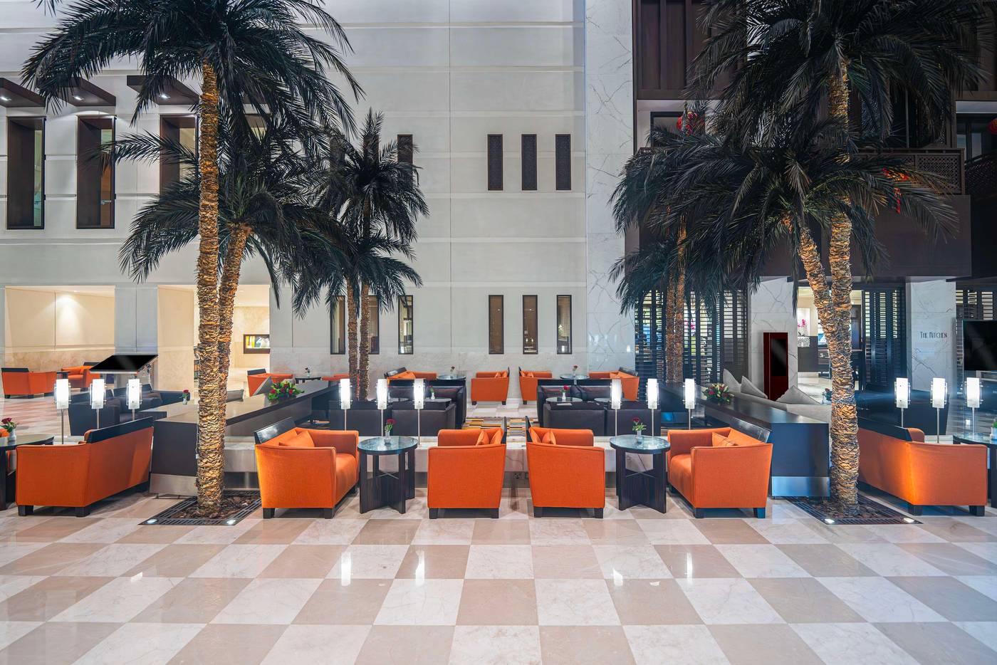Hyatt-Regency-Dubai-Lobby-44