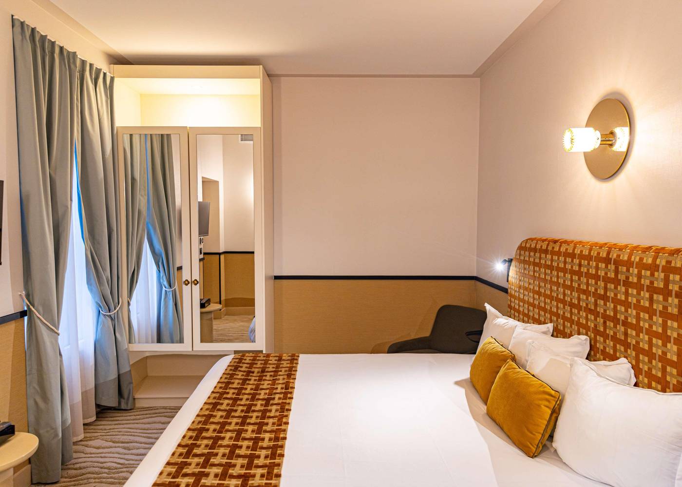 The-Five-Hotel-Paris-Quartier-Latin-Room-5
