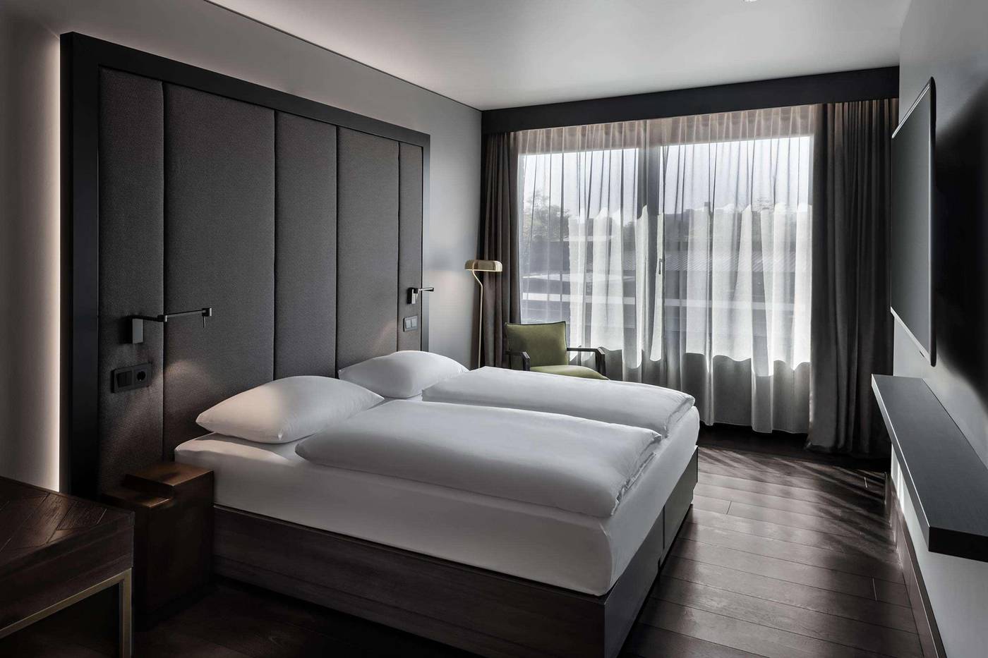 Hotel-Amano-East-Side-Room-8