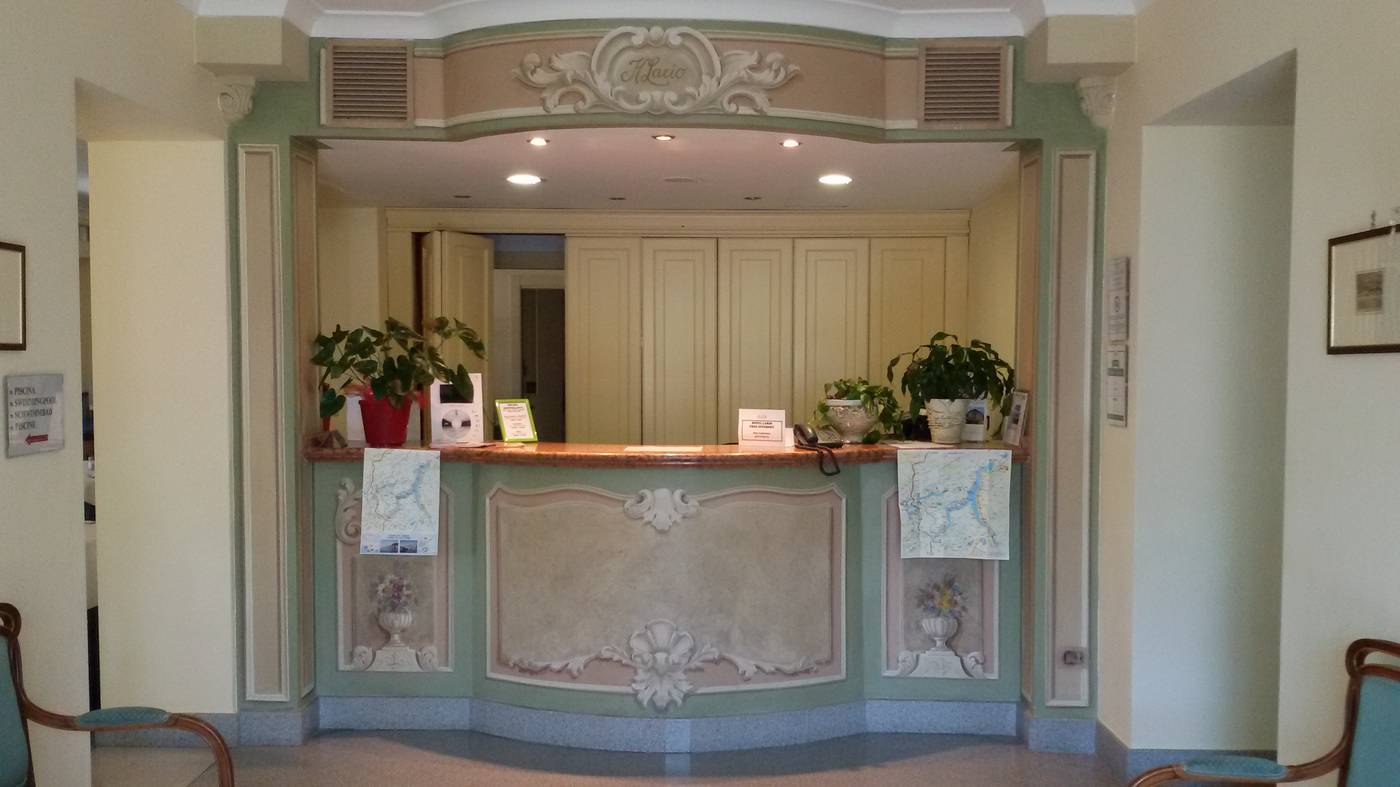 Lario-Italy-Mezzegra CO-Lobby-4