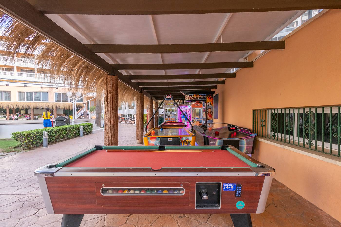 Parasol-Garden-Sports-and-Entertainment-67