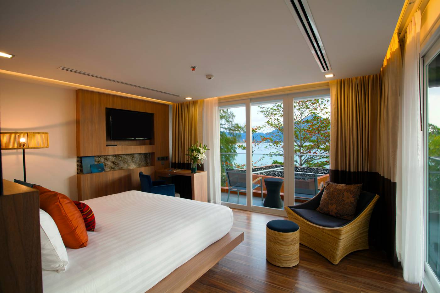 Novotel-Phuket-Kamala-Room-35