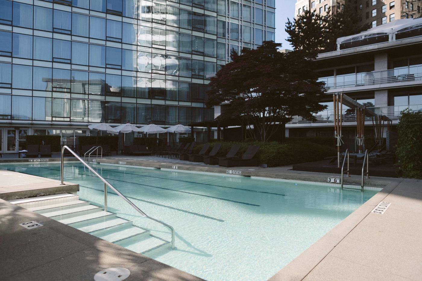 Fairmont-Pacific-Rim-Pool-111