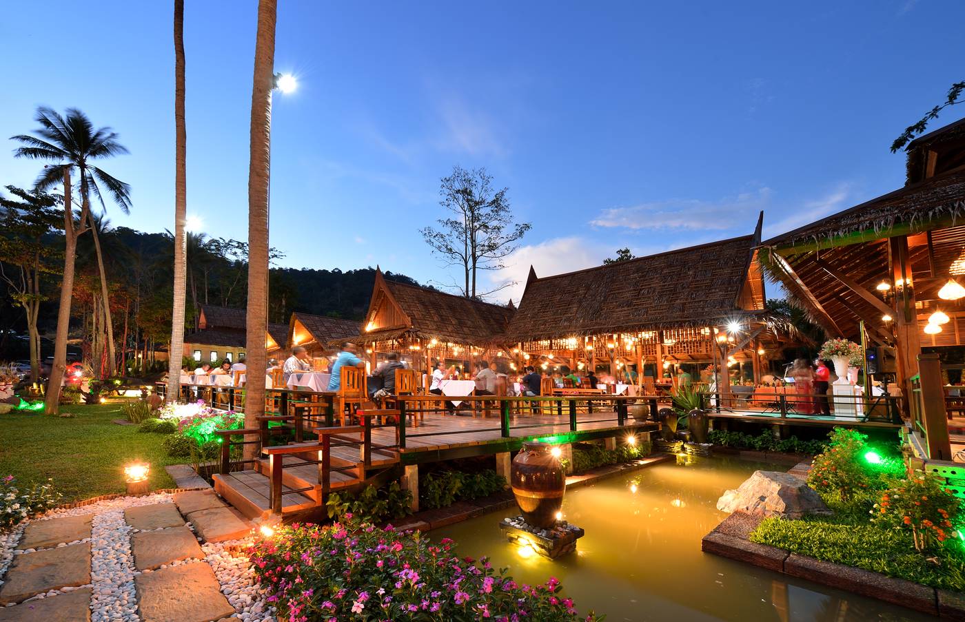 Aonang-Fiore-Resort--SHA-Extra-Plus---Restaurant-13