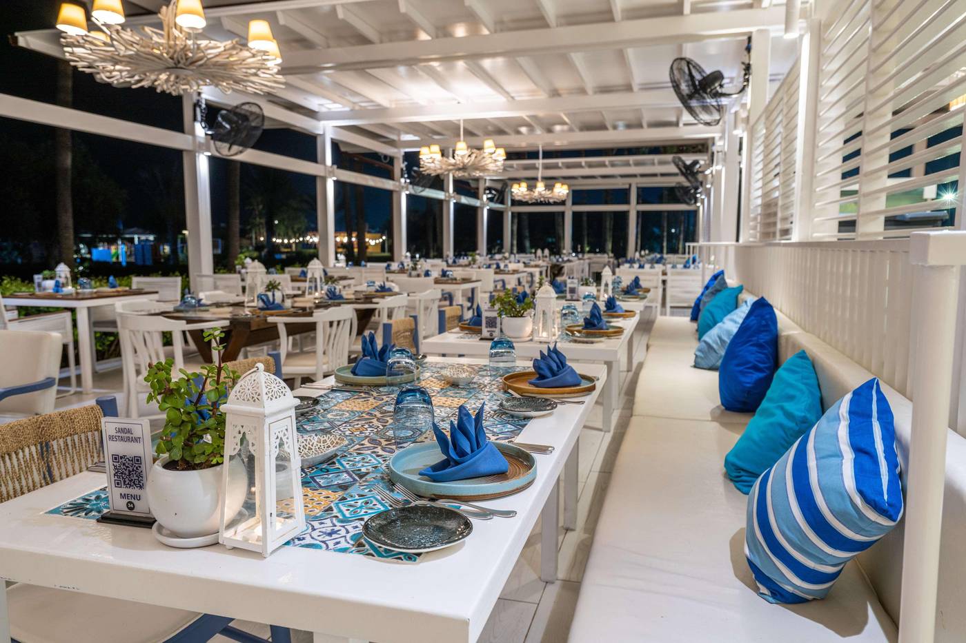 Lara-Barut-Collection-Restaurant-50