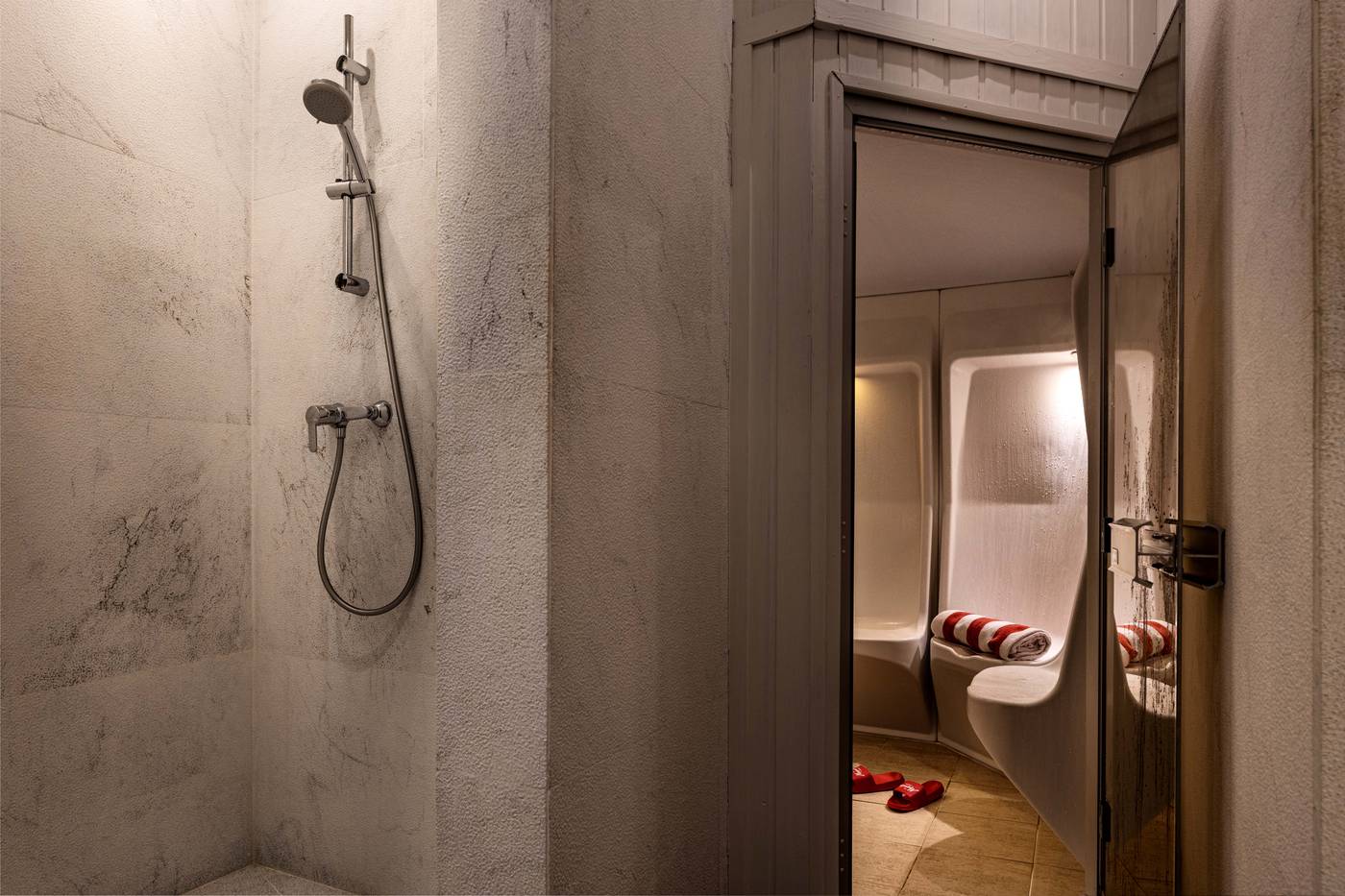 The-Magnolia-Hotel-Sports-and-Entertainment-47