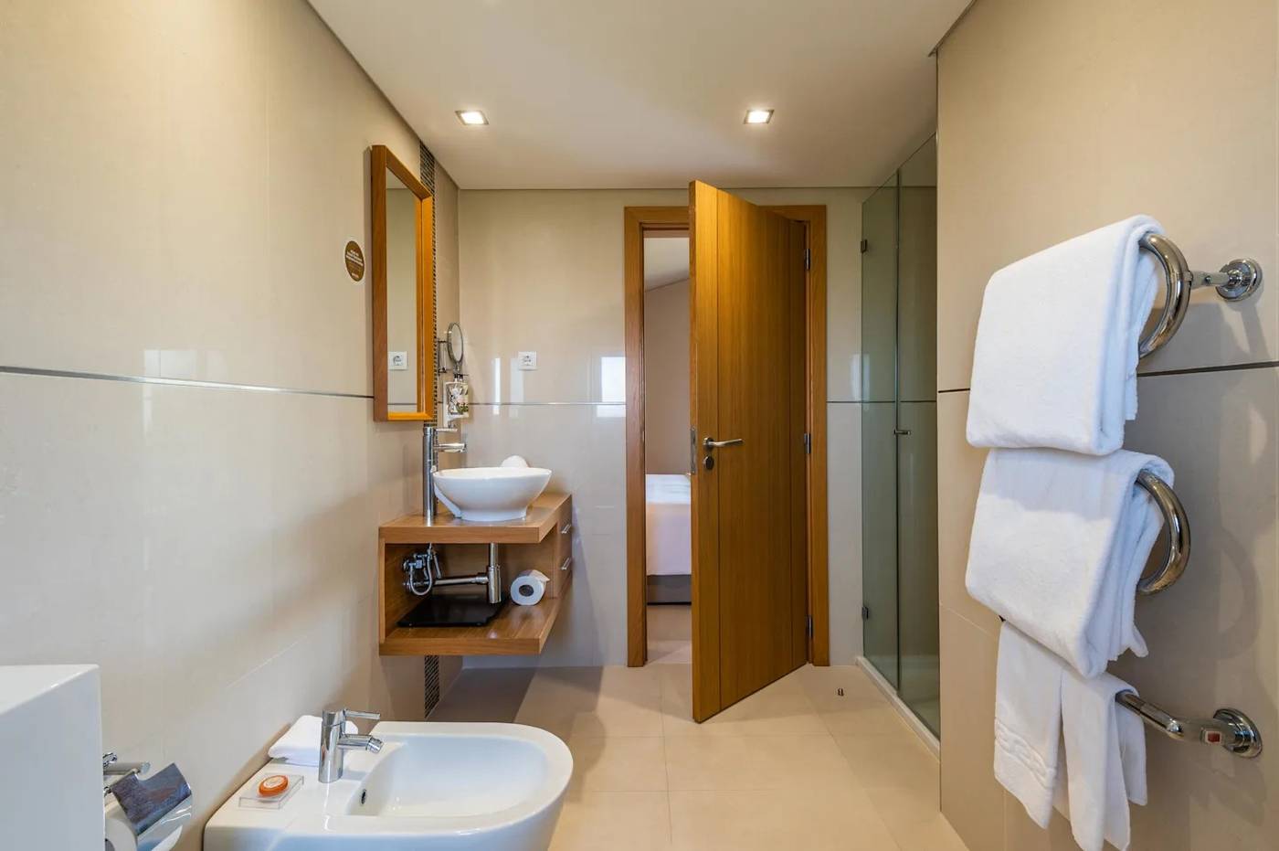 Vale-da-Lapa-Village-Resort-Room-42