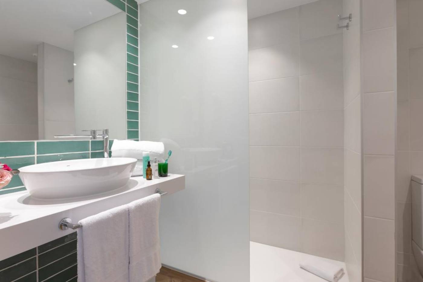 Prestige-Sant-Marc-Room-44