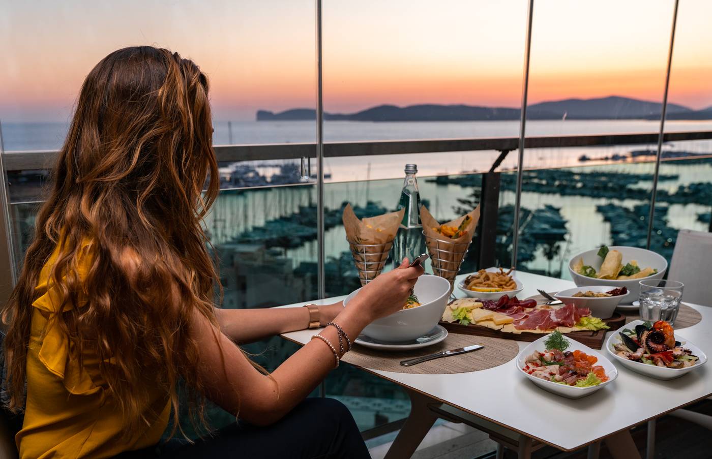 Hotel-Catalunya-Bar-87