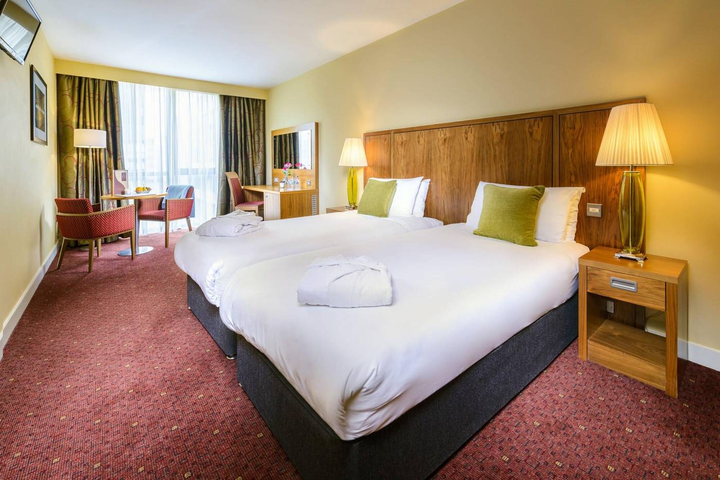 Glashaus-Hotel-Room-8