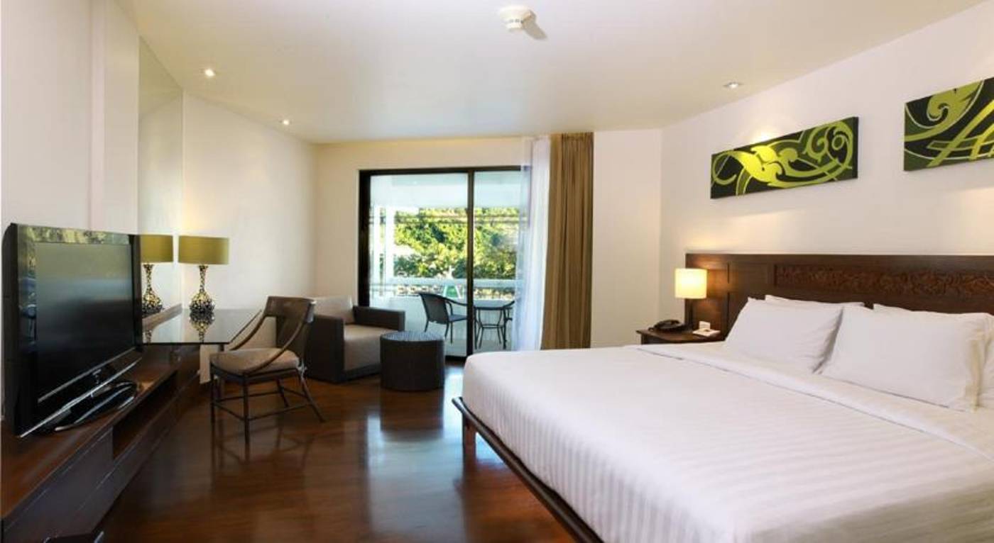 Le Meridien Phuket Beach Resort