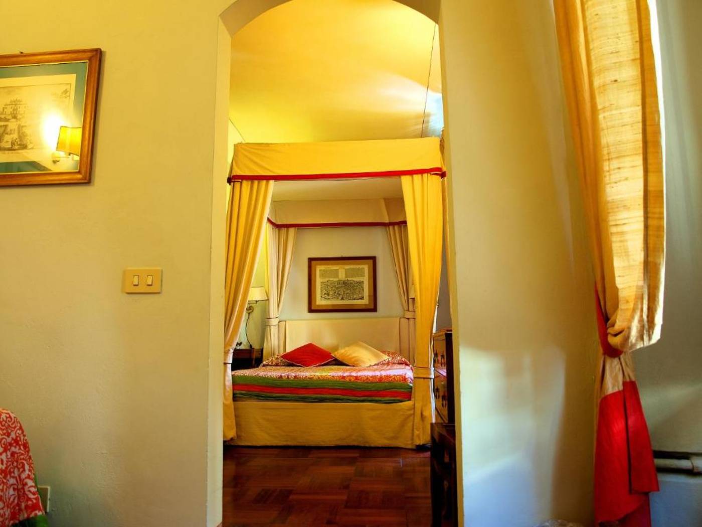 Hotel-Bonifacio-Room-28
