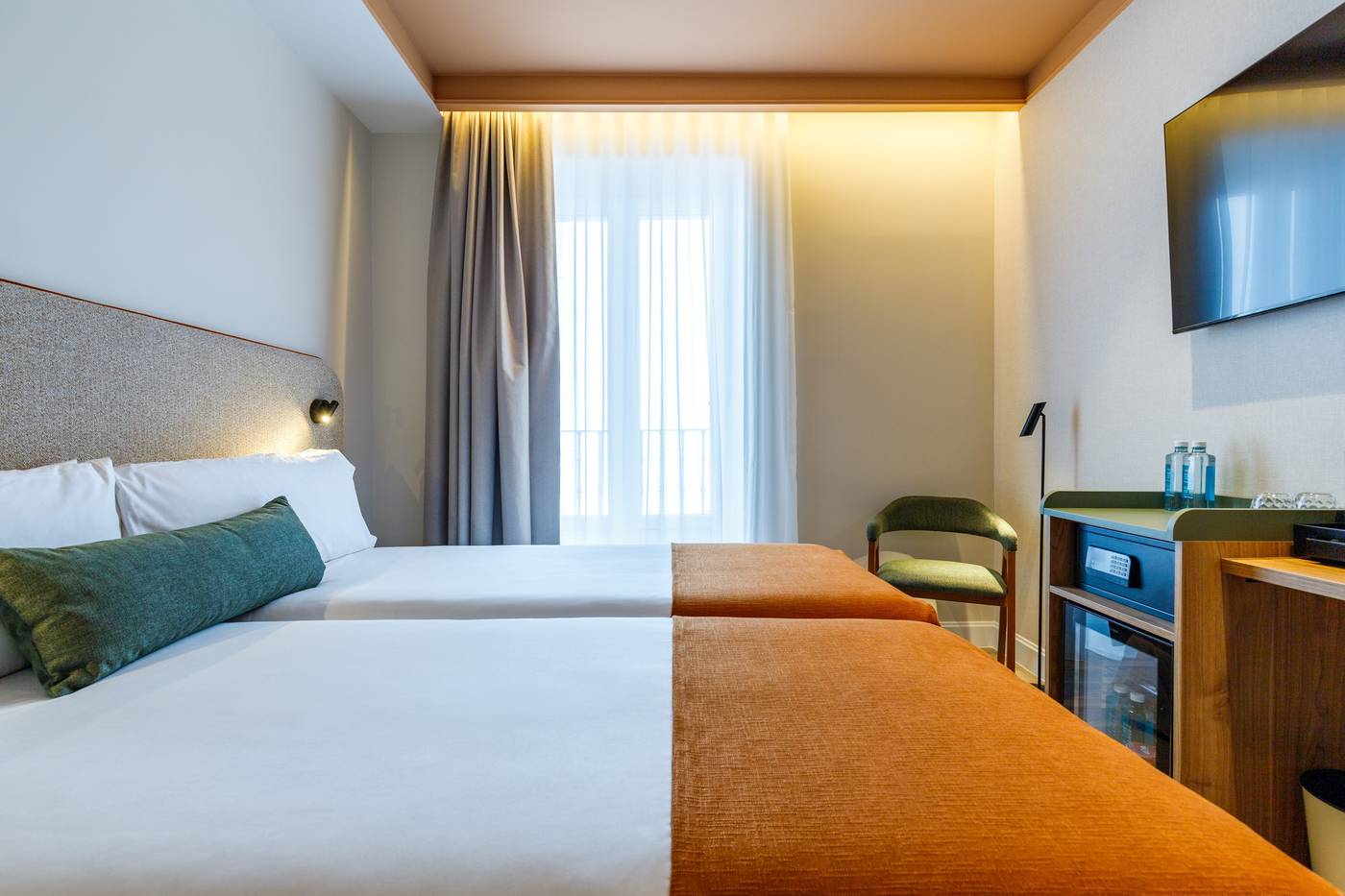 Petit-Palace-Puerta-del-Sol-Room-29