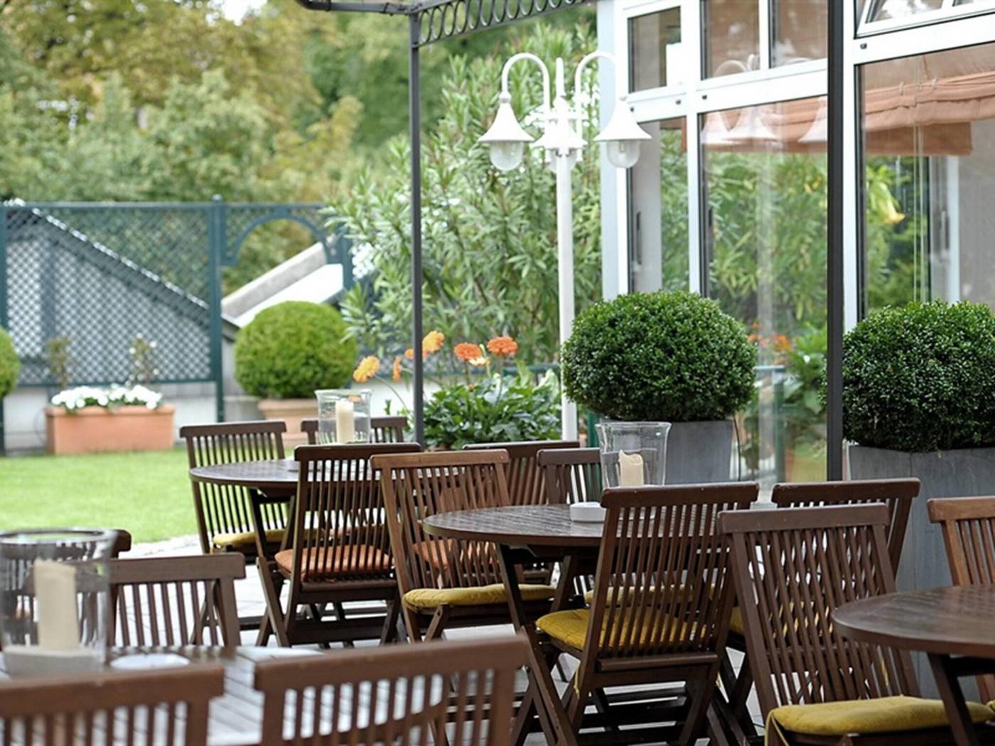 Ludwig-van-Beethoven-General-view-16