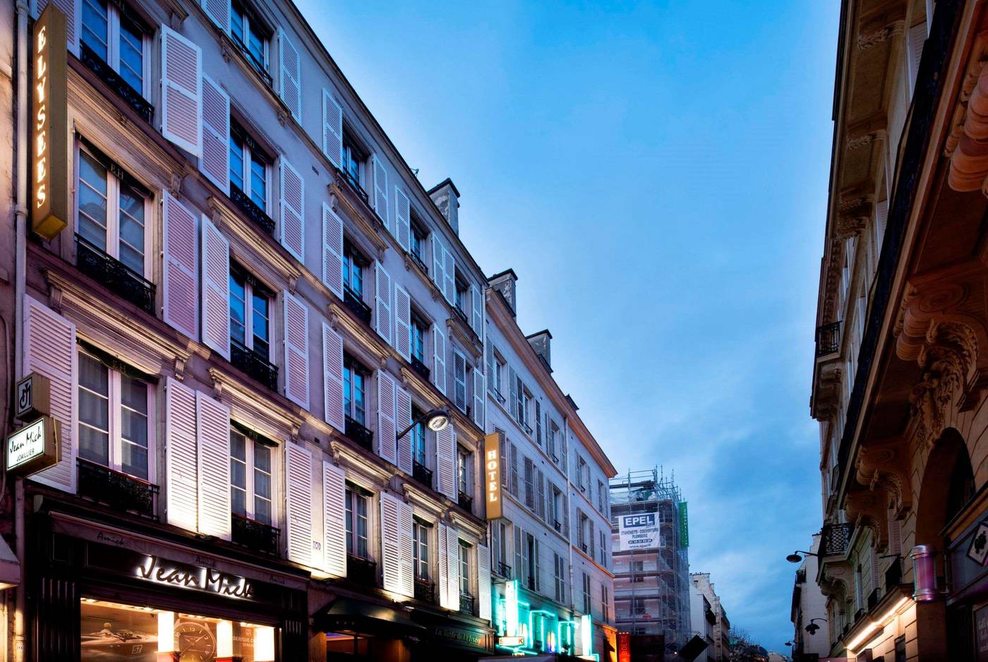 Elysees-Hotel-General-view-1