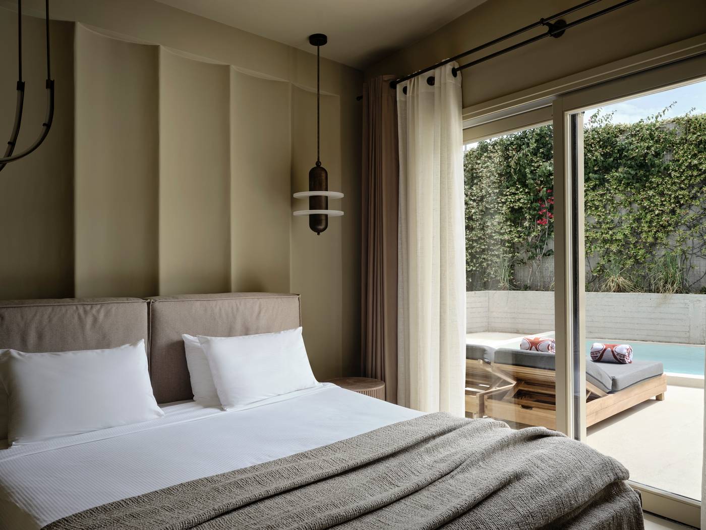 Andronis-Concept-Wellness-Resort-Room-14