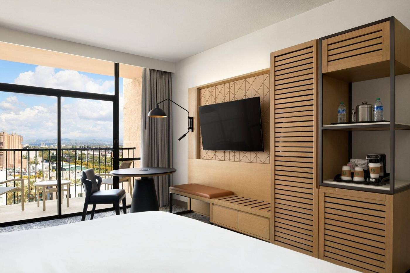 Sheraton-Park-Hotel-at-the-Anaheim-Resort-Room-36