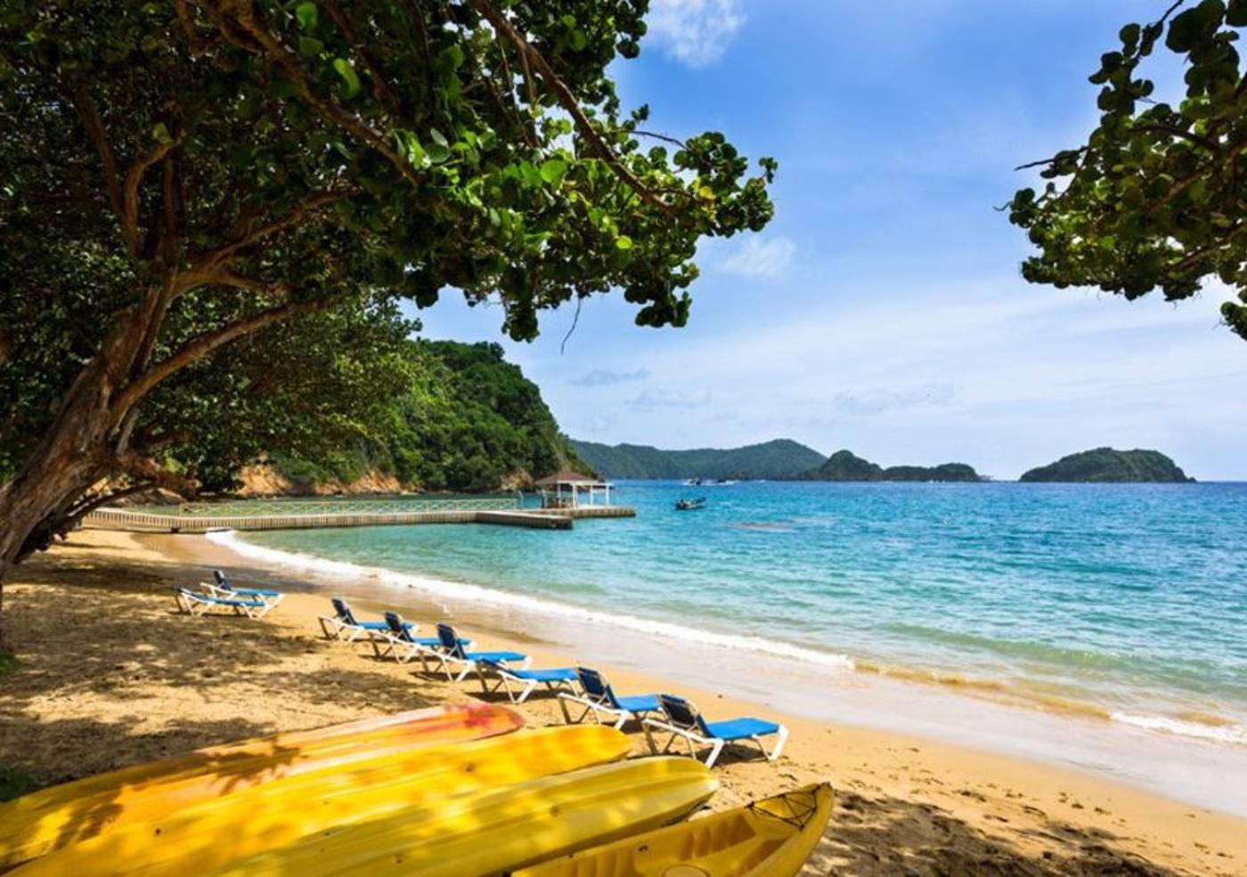 Blue-Waters-Inn-Sports-and-Entertainment-19