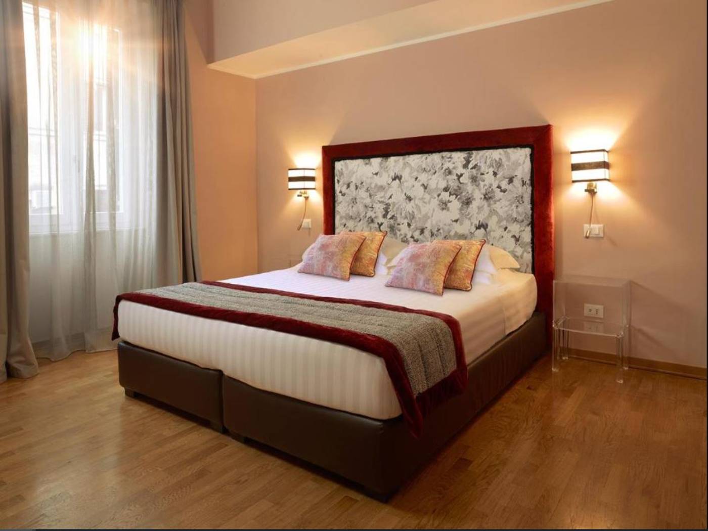 Residence-Trianon-Borgo-Pio-Room-22