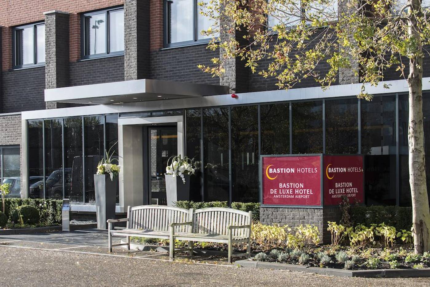 Bastion-Hotel-Amsterdam-Airport-General-view-8