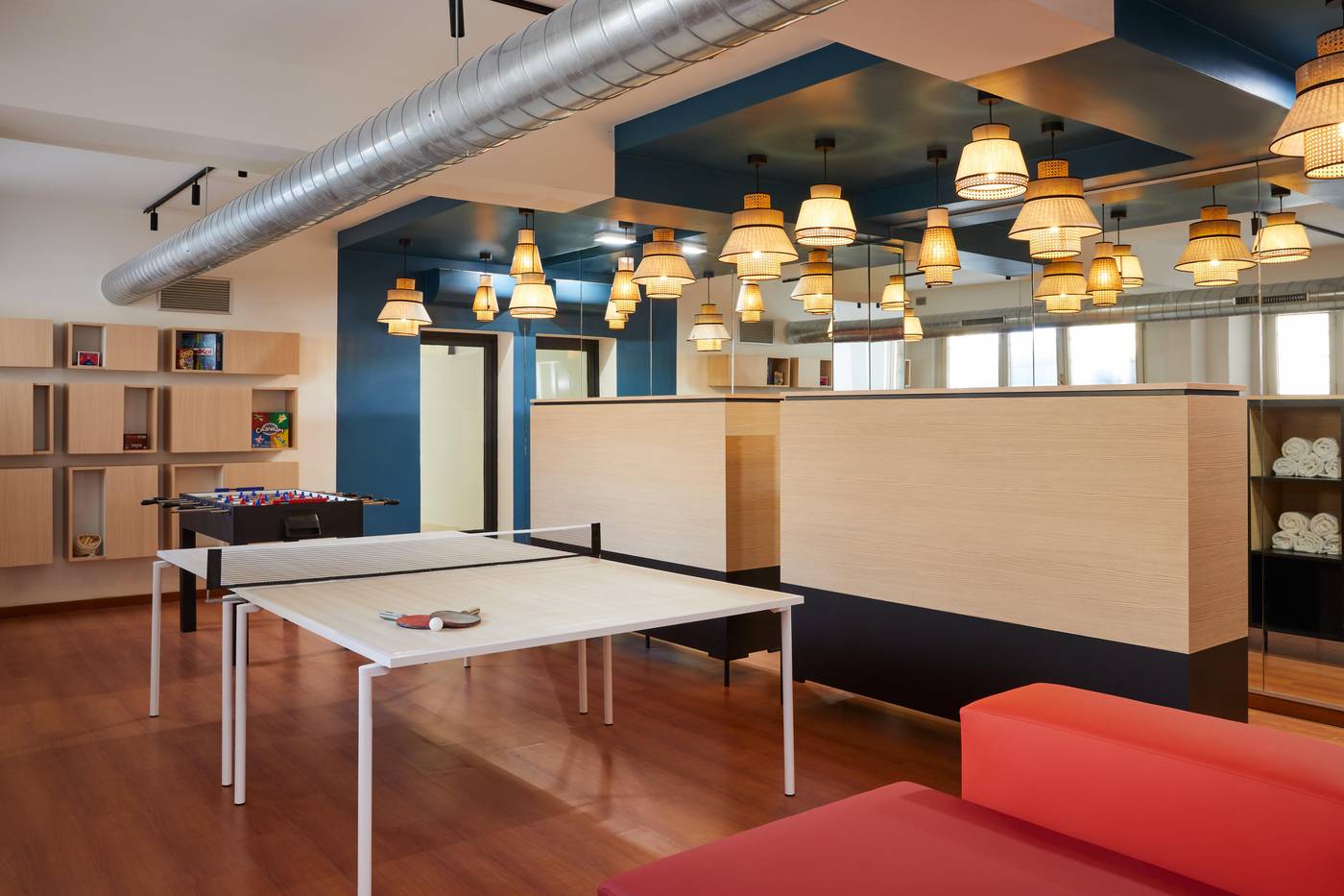 Hotel-Indigo-Florence-Lobby-20