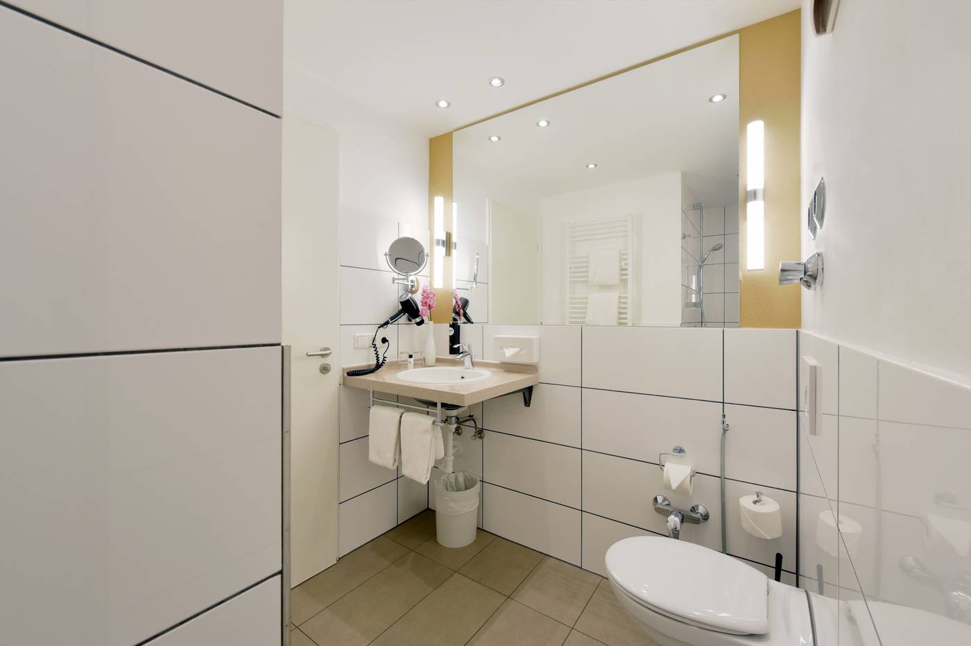 Koos-Hotel---Apartments-Room-49