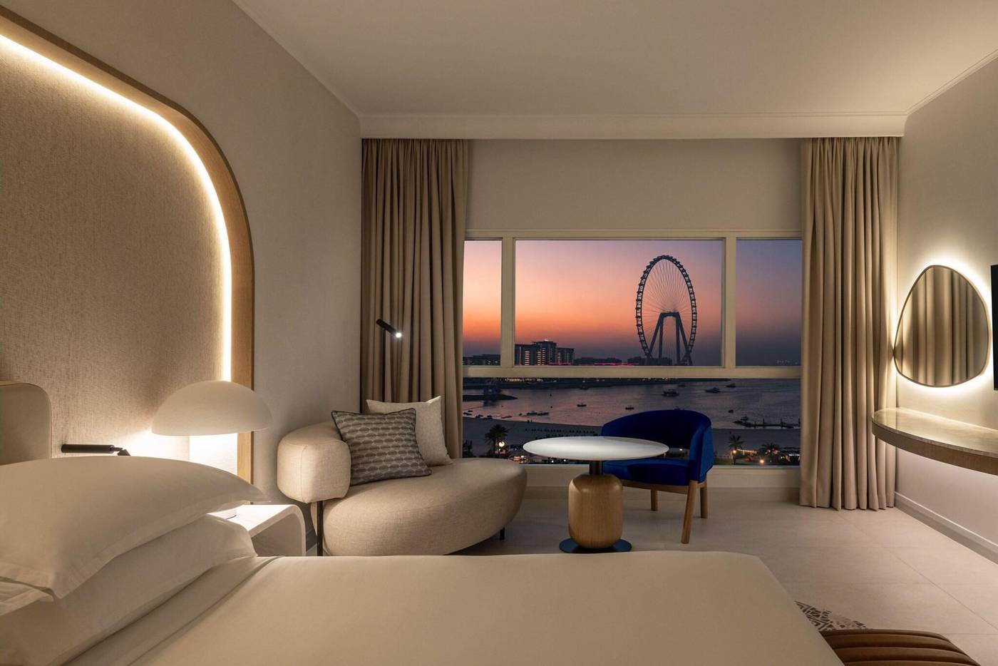 Sheraton-Jumeirah-Beach-Resort-Room-27