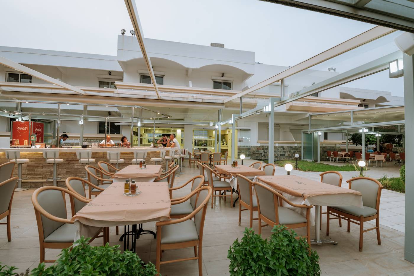 Paleos-apartments-Room-9