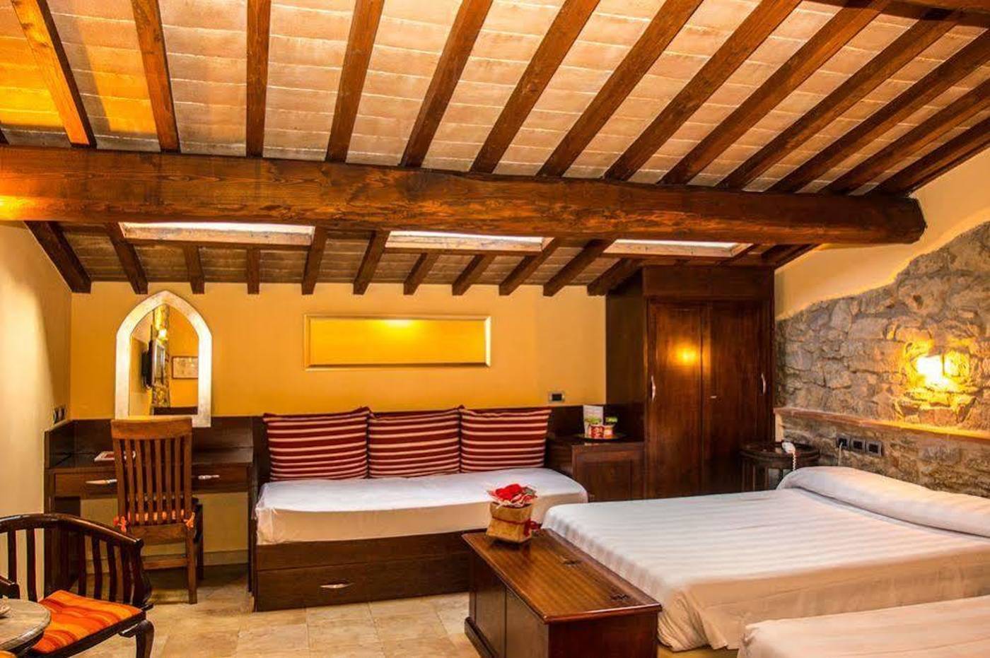 Vogue-Arezzo-General-view-4