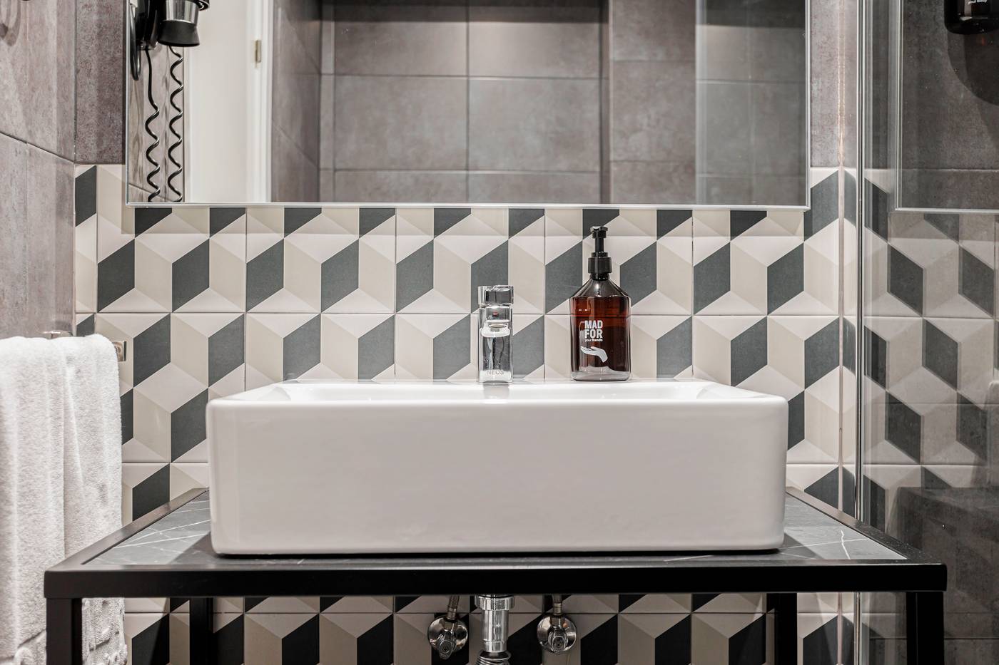 Acta-Madfor-Hotel-Room-39