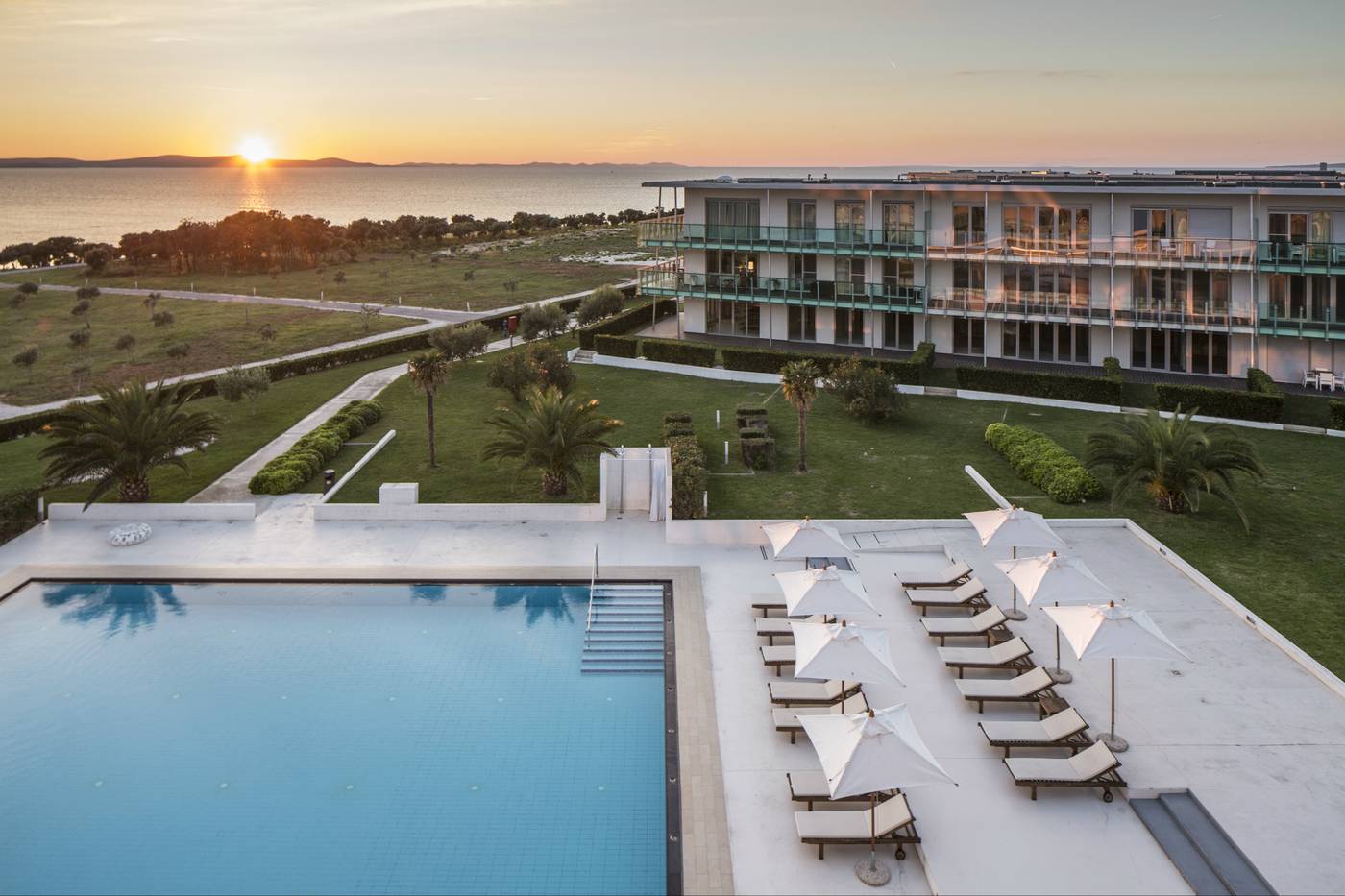 Falkensteiner-Residences-Senia-Pool-10