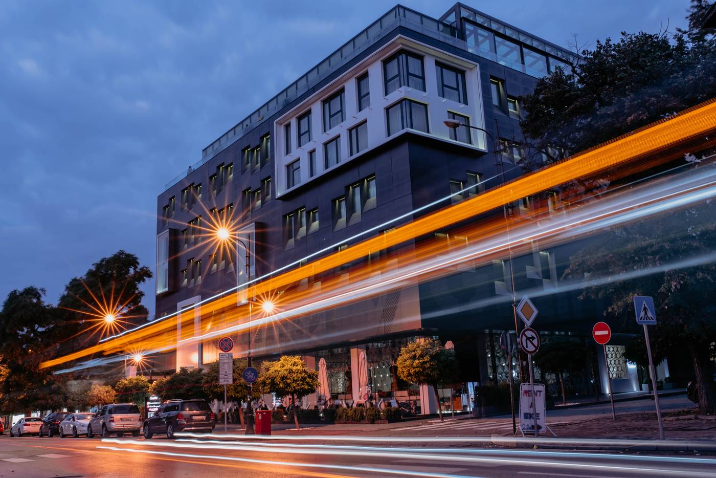 Graffit-Gallery-Hotel-General-view-3