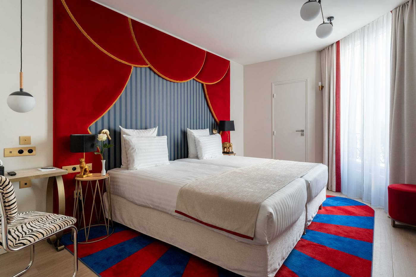 Astra-Opera-Astotel-Room-13