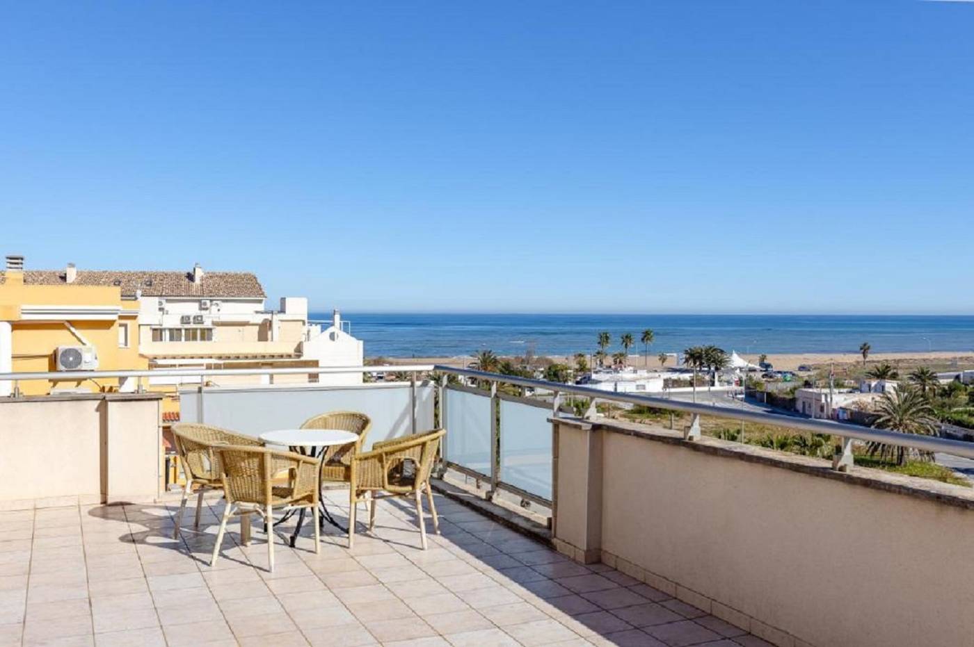 Daniya-Denia-Spa---Business-Room-71