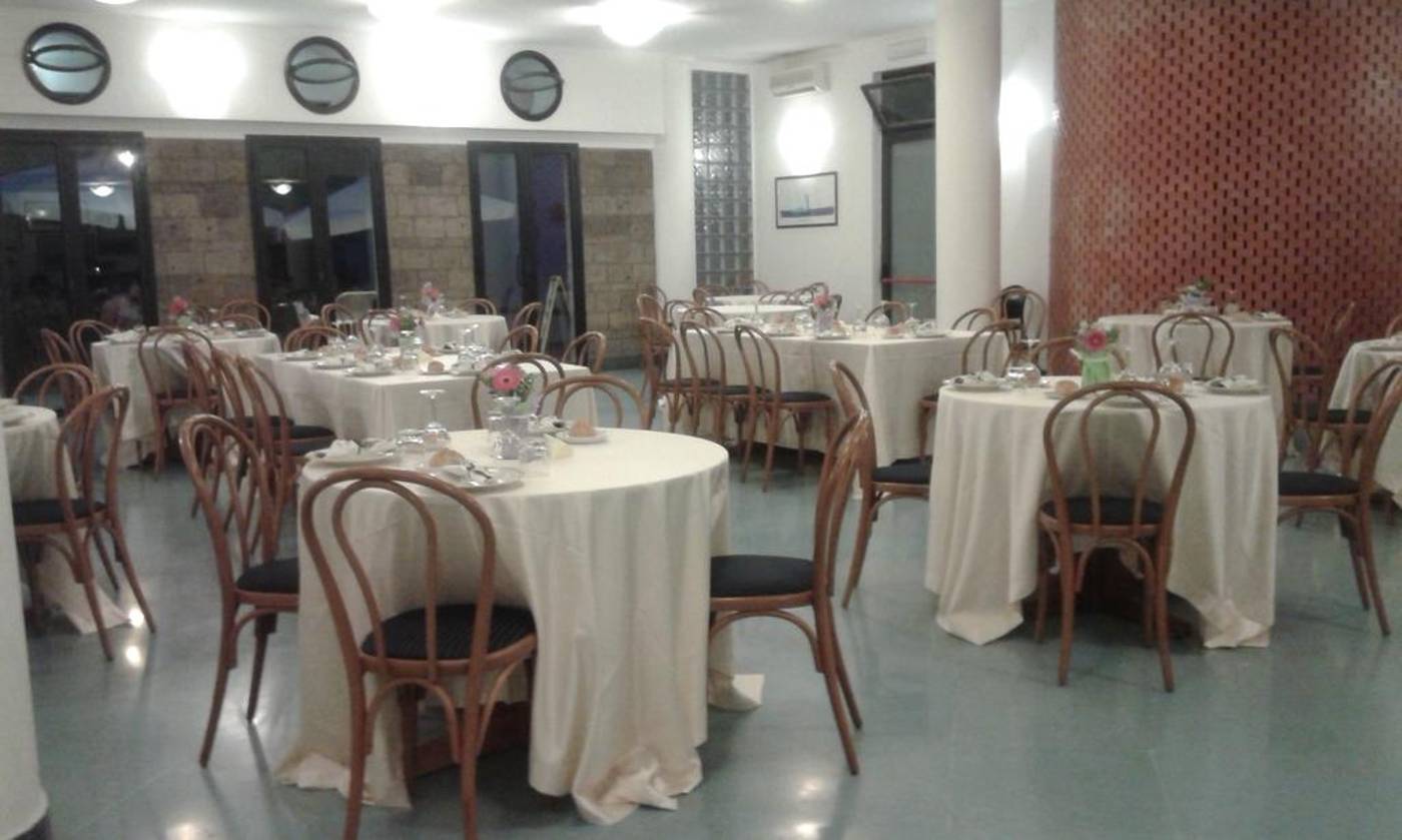 Eden-Bleu-Restaurant-10