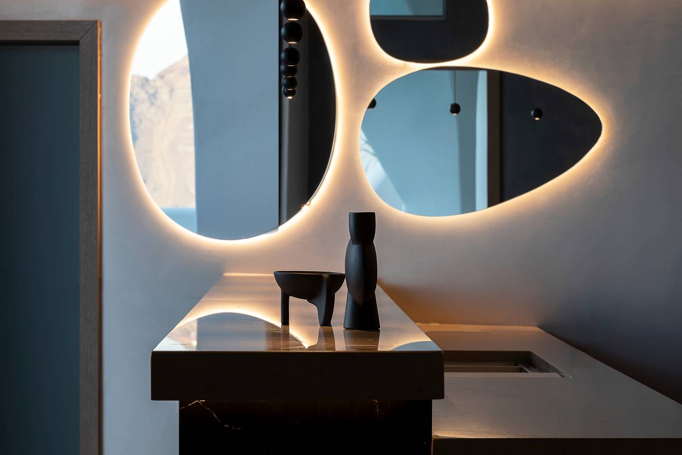 Hom-Santorini-Bar-37