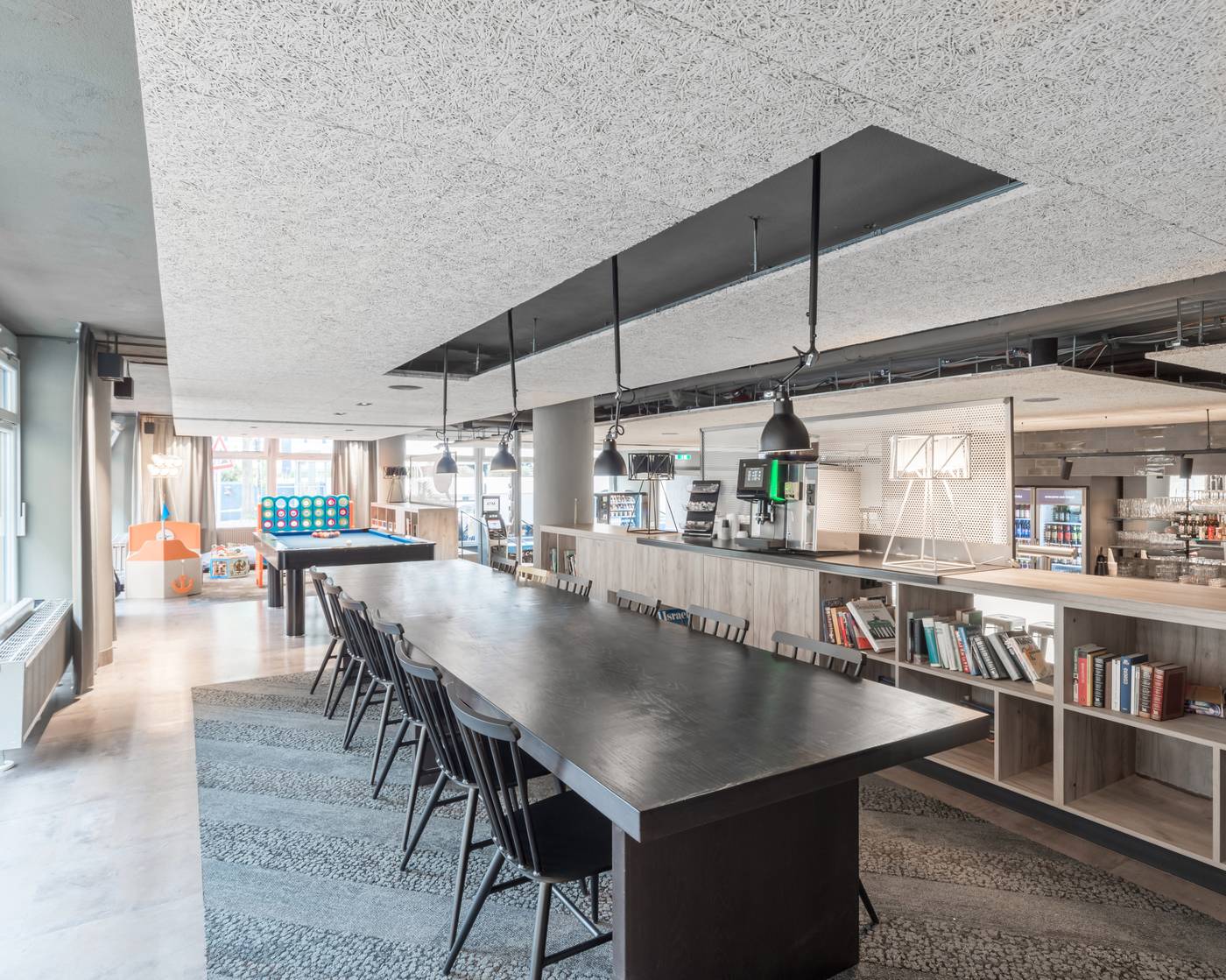 A-O-Koeln-Neumarkt-Lobby-12