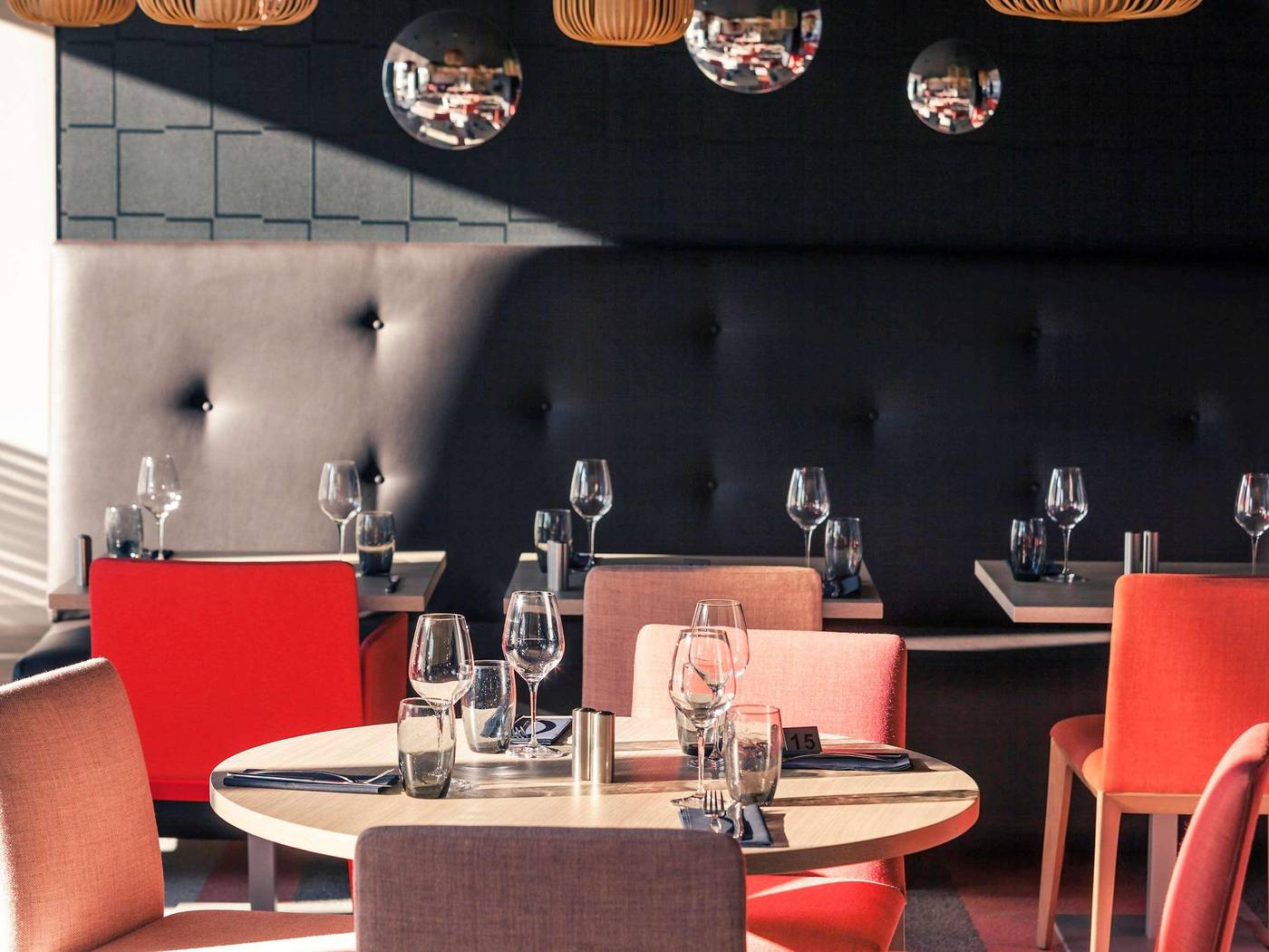 Mercure-Mlv-Bussy-St-Georges-Restaurant-17