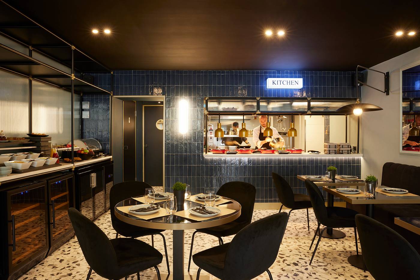 The-Port-Square-Hotel-Restaurant-54