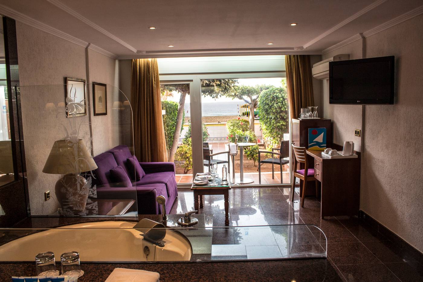 Playacapricho-Room-43