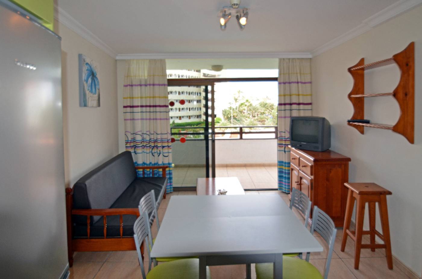 Los-Juncos-I-Room-24