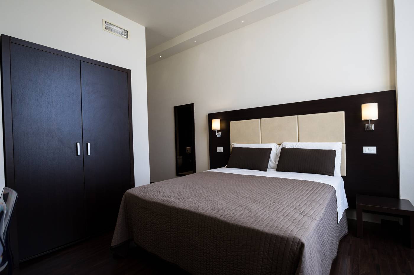 La Villa Resort-Italy-MONTECATINI-Room-9