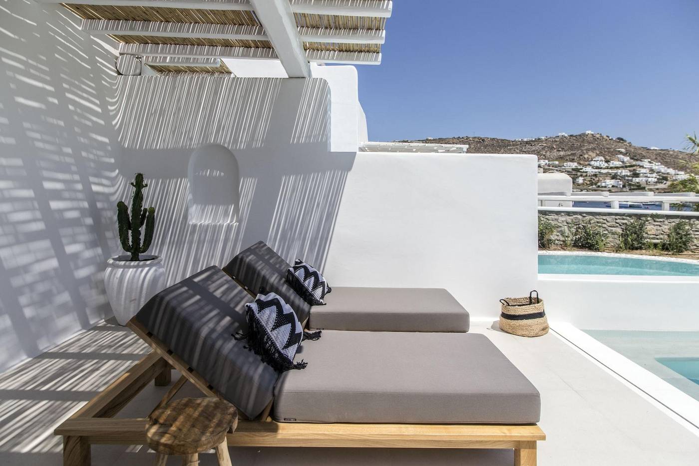 Adorno-Suites-Mykonos-Room-96