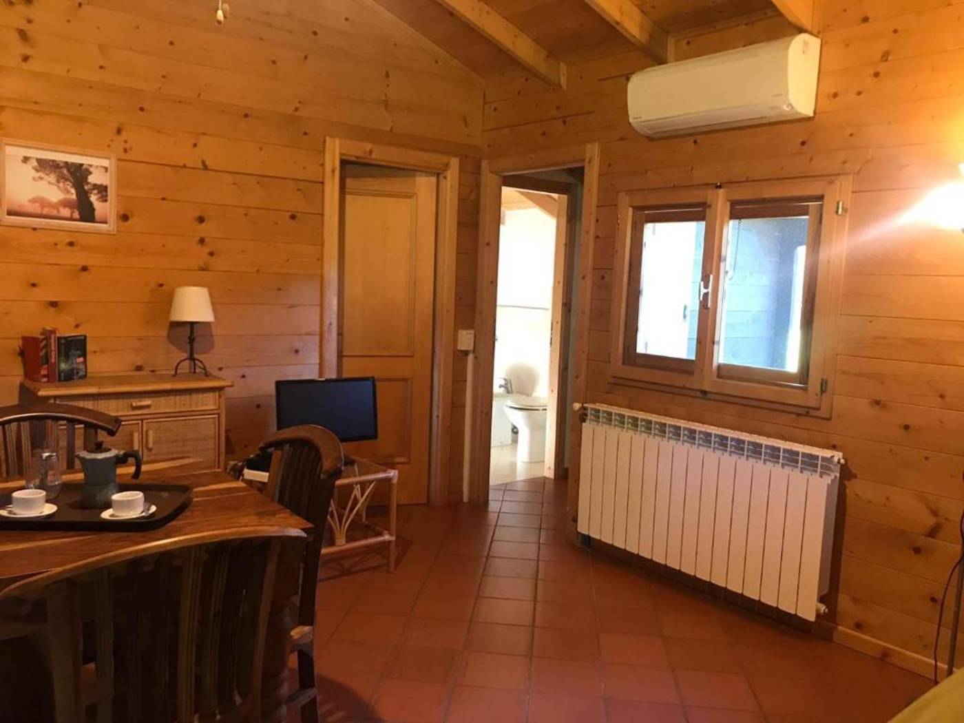 La-Canova-II-Room-17