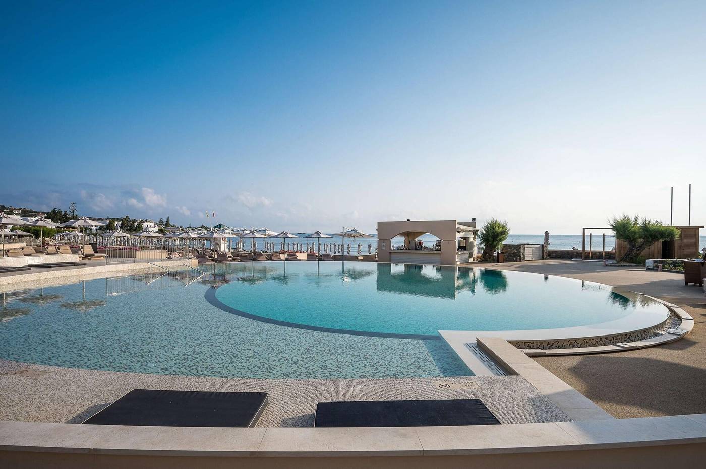 Creta-Maris-Beach-Resort-Pool-12