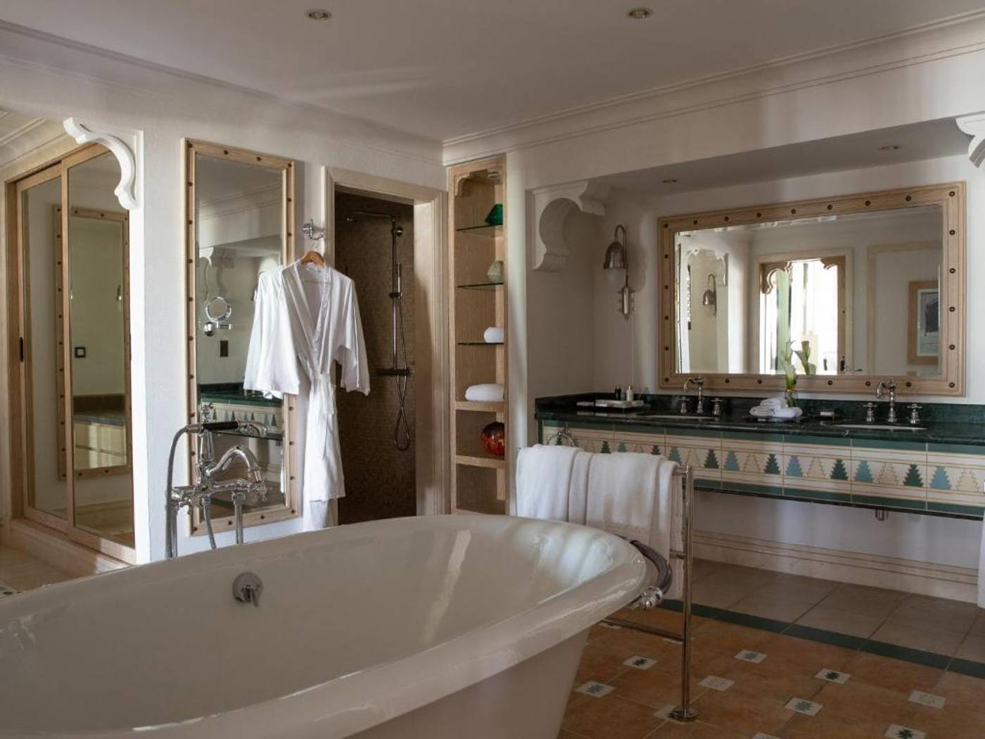 Jumeirah-Dar-Al-Masyaf-Room-36